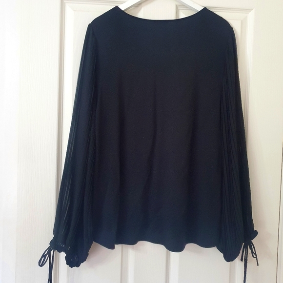 Witchery Black Top with flowy sheer sleeves Size XL - Picture 6 of 8